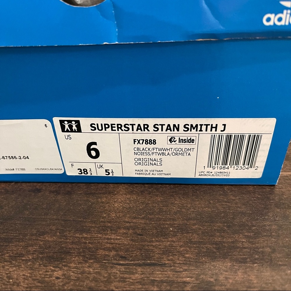 Adidas Originals Stan Smith vs. Superstar Sneakers - Picture 8 of 8
